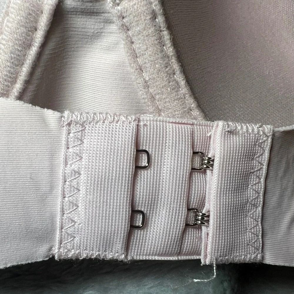 Tahari Womens Size 36C Beige Demi Cup Bra Adjustable‎ Straps Comfort Everyday